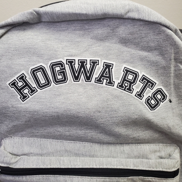 NWT Hogwarts Backpack - Picture 4 of 11